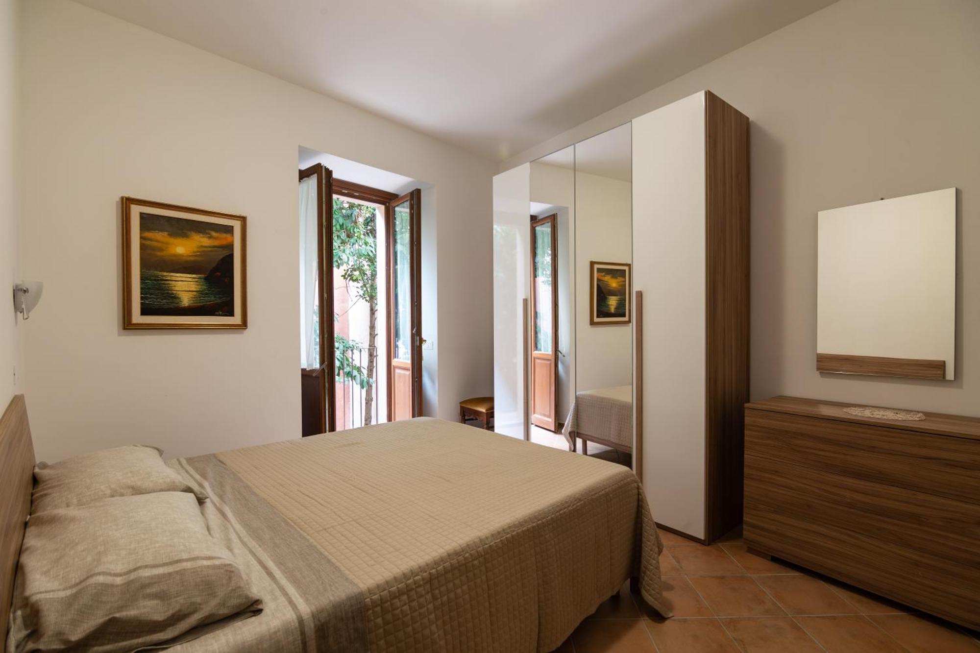 Sotto La Torre Apartment LʼAquila Екстериор снимка
