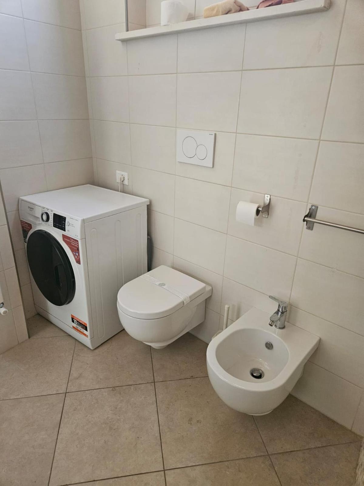 Sotto La Torre Apartment LʼAquila Екстериор снимка